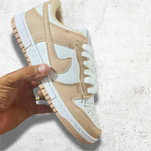 NIKE SB DUNK LOW BRANCO / NUDE