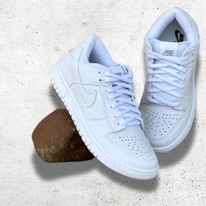 NIKE SB DUNK LOW OFF WHITE (LINHA PREMIUM)