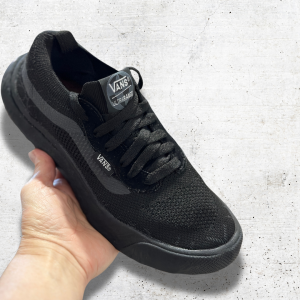 VANS VR3 ULTRARANGE PRETO/PRETO(LINHA PREMIUM)