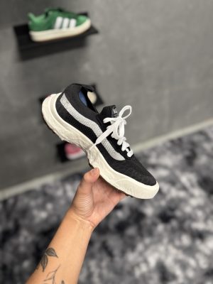 VANS VR3 ULTRARANGE PRETO/BRANCO (LINHA PREMIUM)