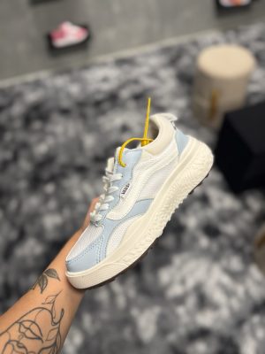 VANS VR3 ULTRARANGE NEO BRANCO/AZUL (LINHA PREMIUM)