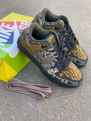 NIKE DUNK LOW - VERDE MUSGO