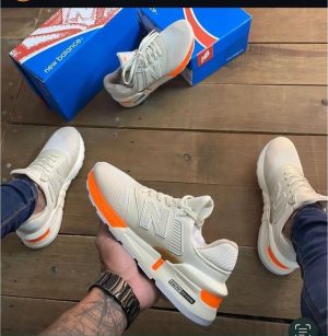 NEW BALANCE - 997s - BEGE/ LARANJA