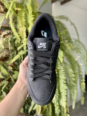 Nike Dunk Low All Black