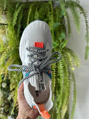 Adidas Kinite BRANCO// Laranja