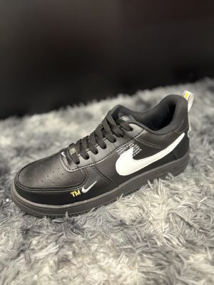 Nike Air Force TM Preto (Tamanhos Especiais)